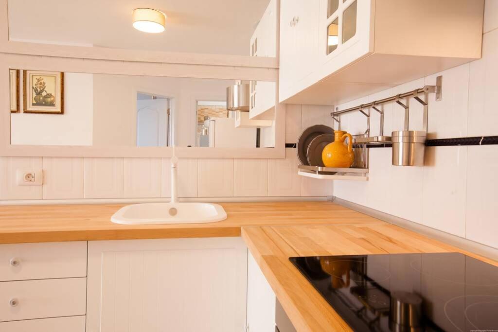 Apartment Laura Playa La Arena Puerto de Santiago  Eksteriør bilde